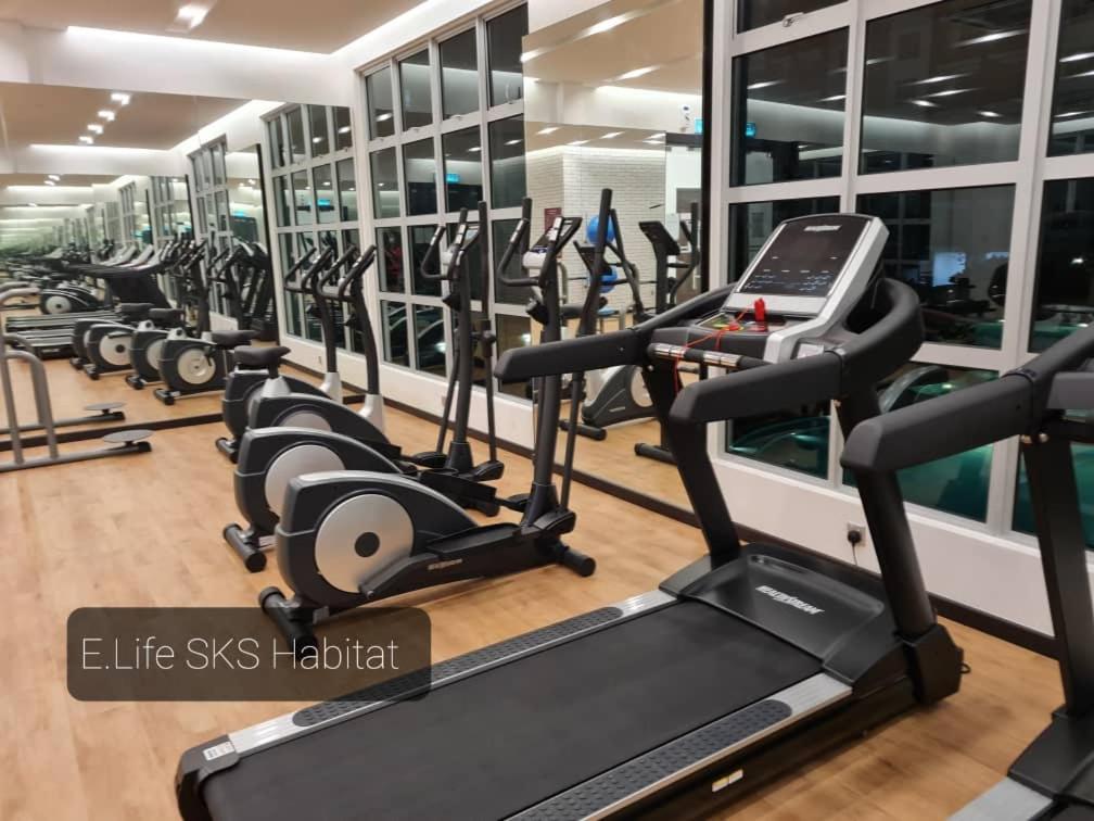 E Life Sks Habitat With Wifi Netflix Johor Bahru